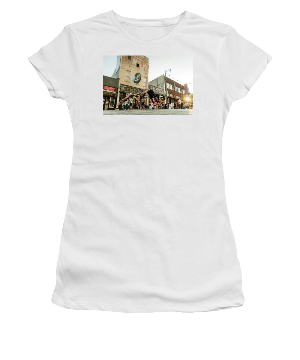 Beale Street Women's T-Shirt featuring the photograph Dynamic Duo by Darrell DeRosia