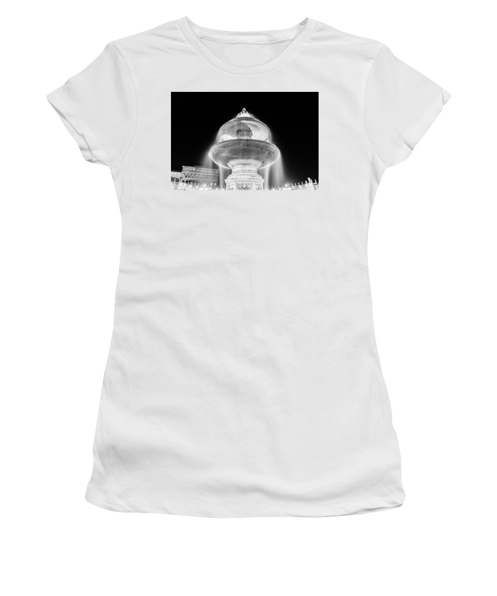 Night Women's T-Shirt featuring the photograph Fountain at St. Peter's Square by night with starry sky by Fabiano Di Paolo