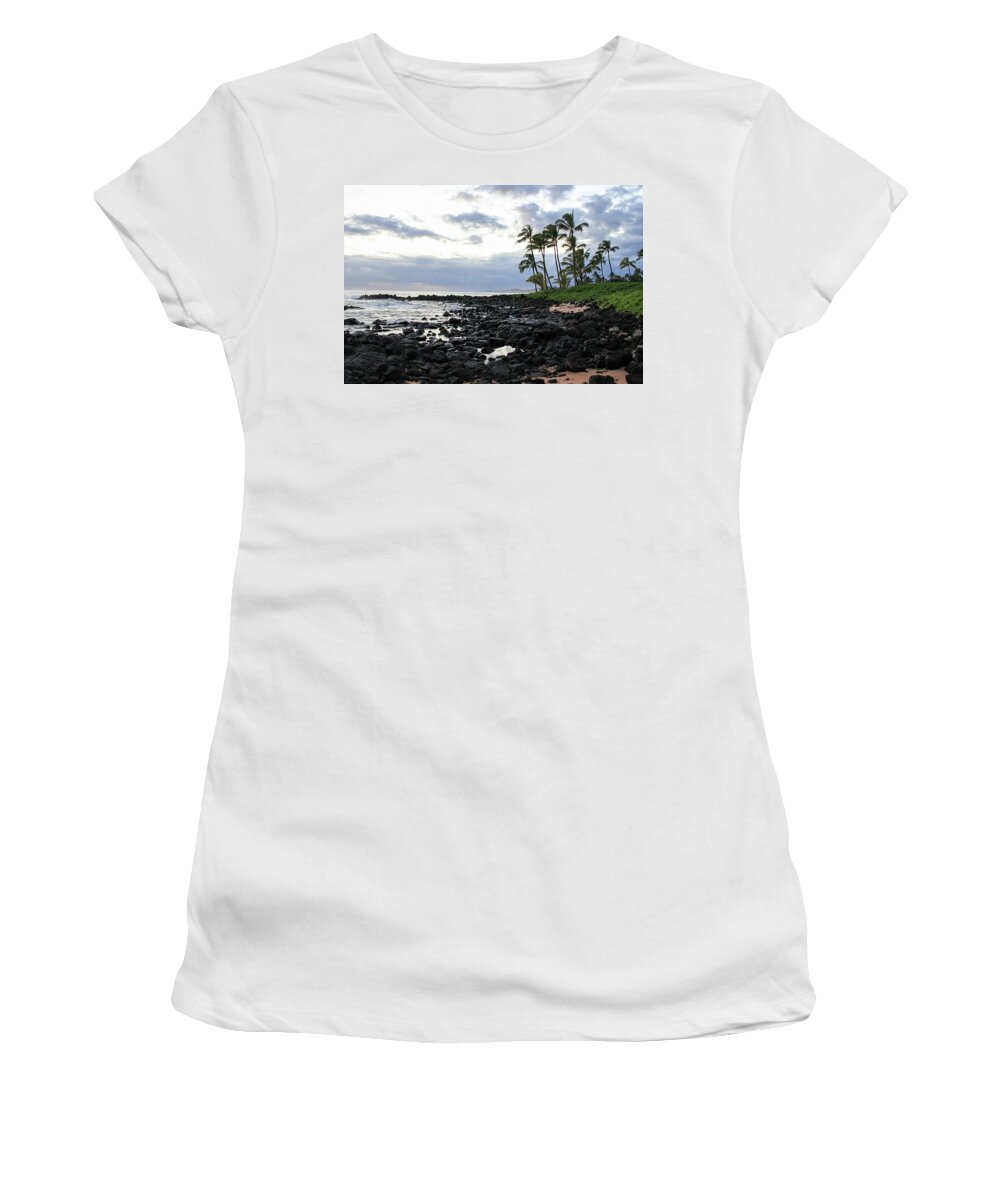 Hawaii Women's T-Shirt featuring the photograph Grey Sunset by Robert Carter