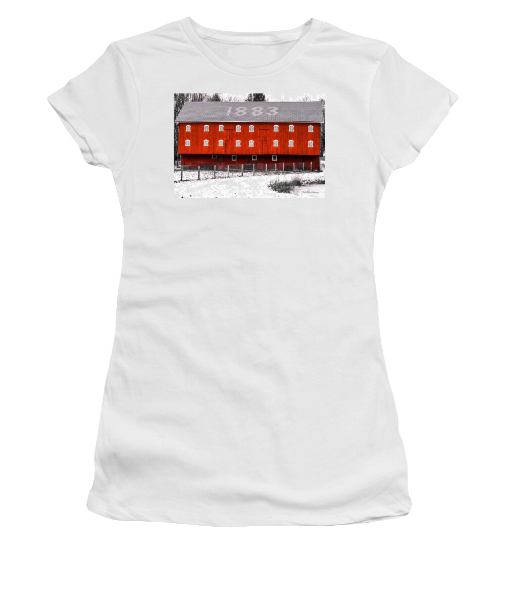 Ohio Women's T-Shirt featuring the photograph Hartong Barn by Mary Walchuck