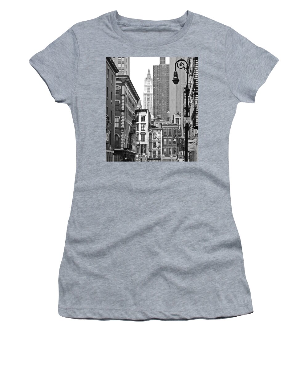 Manhattan Women's T-Shirt featuring the photograph Downtown Manhattan #1 by Frank Winters