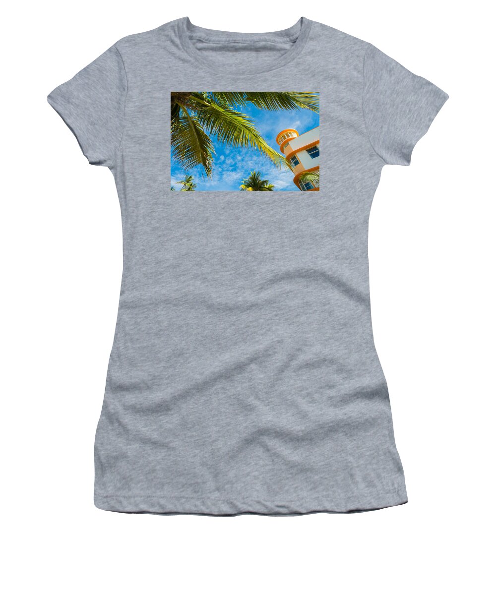 Architecture Women's T-Shirt featuring the photograph Ocean Drive by Raul Rodriguez