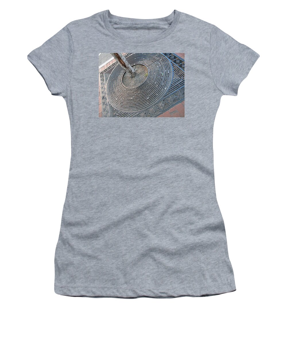 Geometric Women's T-Shirt featuring the photograph A Tree Grows in the City by Barbara McDevitt