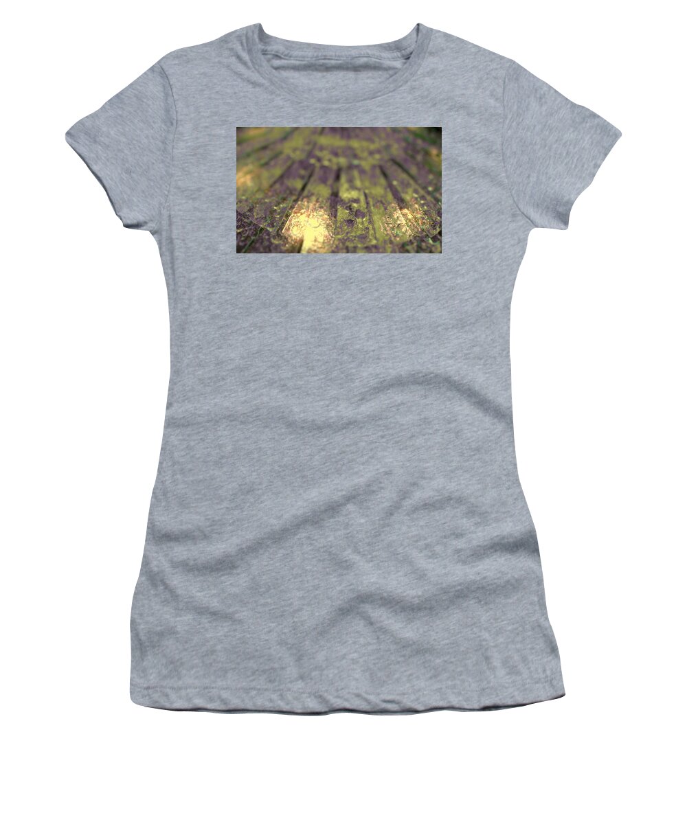 Fountain Women's T-Shirt featuring the photograph Aqueous Chord by Laureen Murtha Menzl