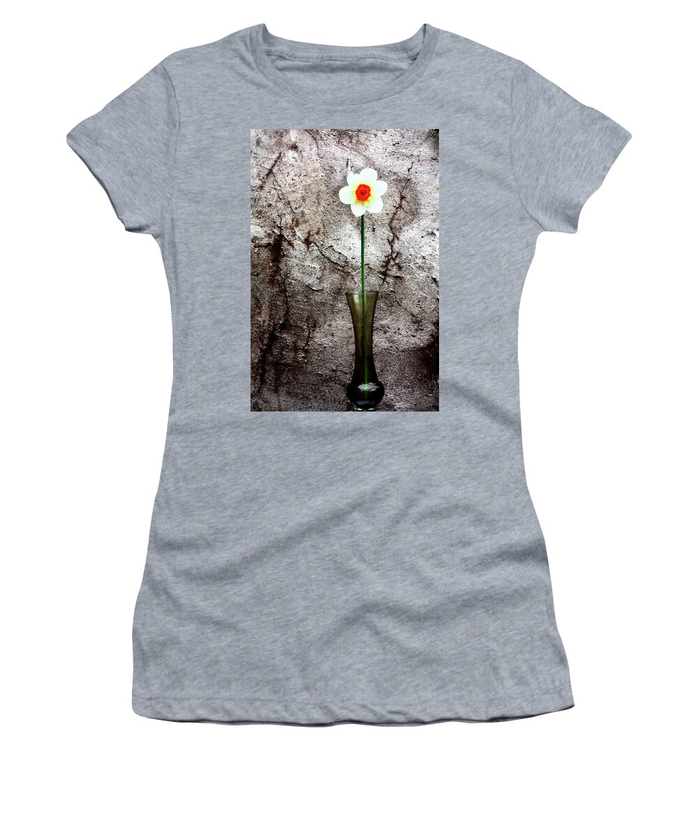 Daffodil Women's T-Shirt featuring the photograph Daffodil by Gray Artus