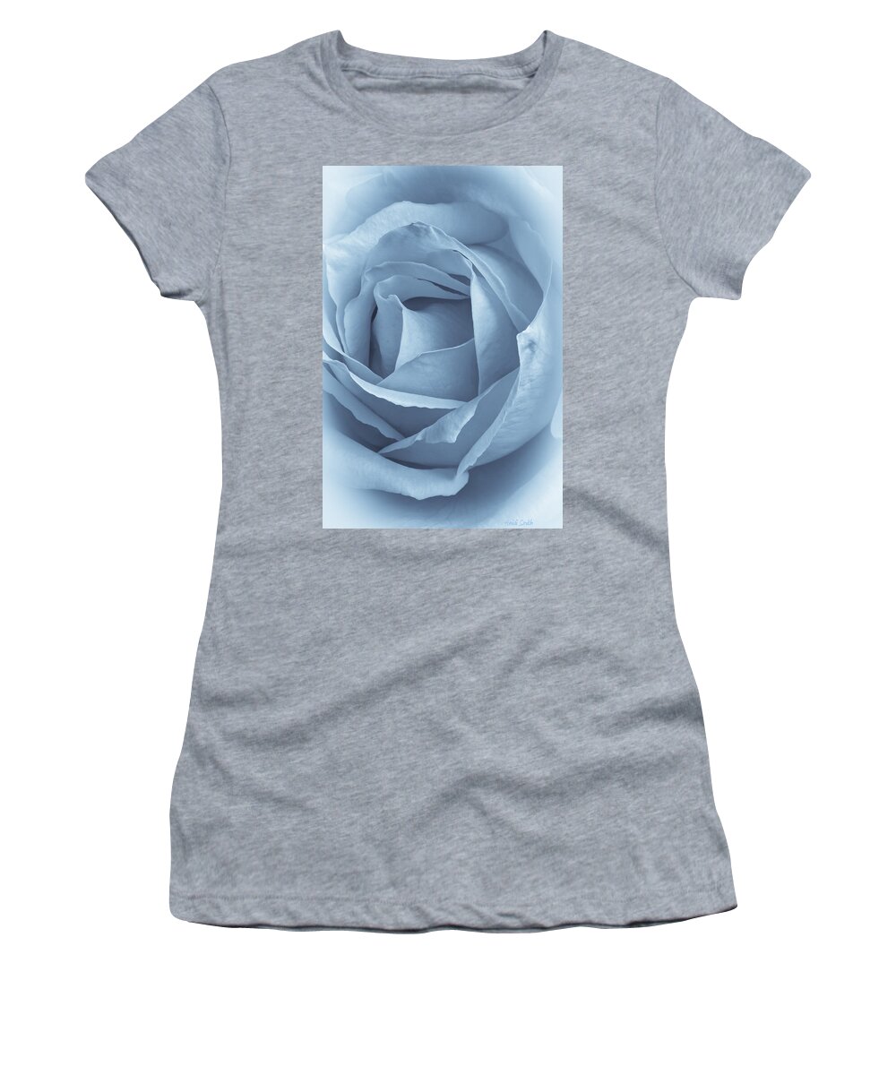Closeup Women's T-Shirt featuring the photograph Dreamy Blue by Heidi Smith