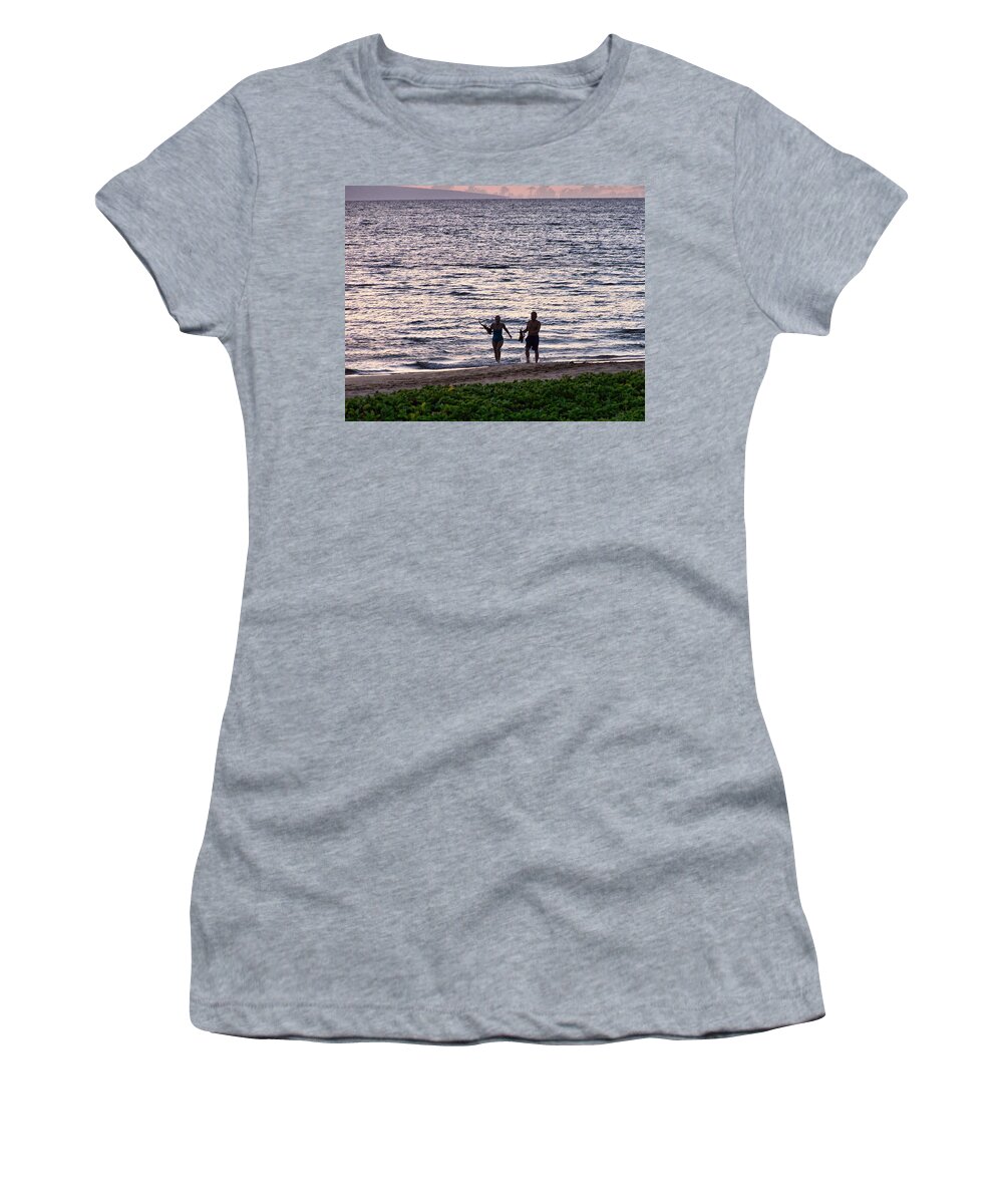 Hawaii Women's T-Shirt featuring the photograph End of a Perfect Day by Ron Roberts