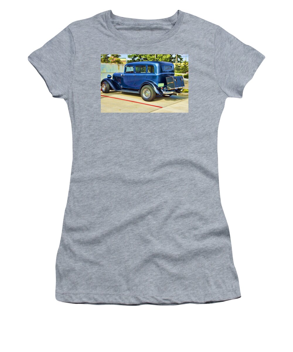 Hot Rod Women's T-Shirt featuring the photograph Family Hauler by Ron Roberts