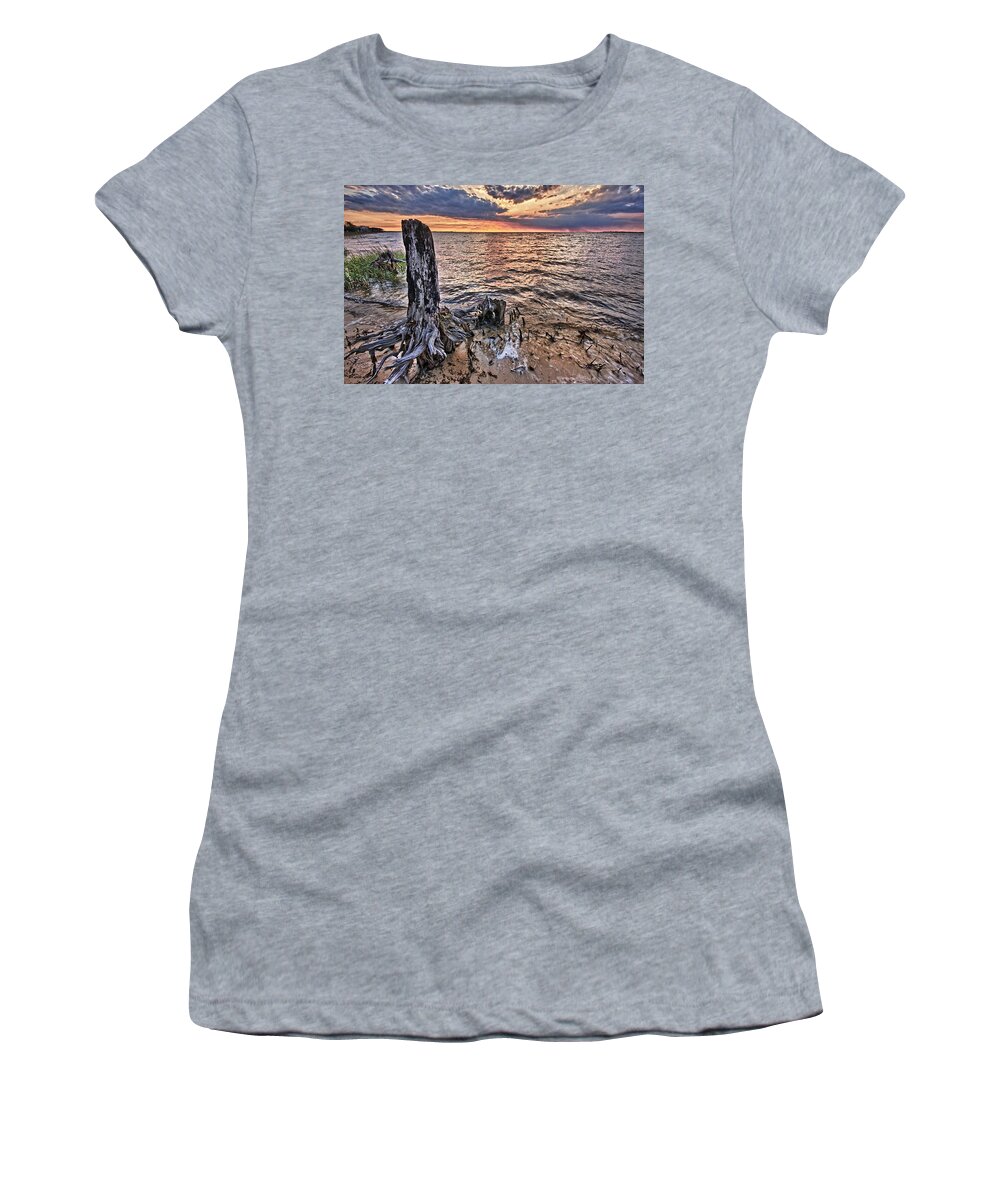 Alabama Women's T-Shirt featuring the digital art Oyster Bay Stump Sunset by Michael Thomas