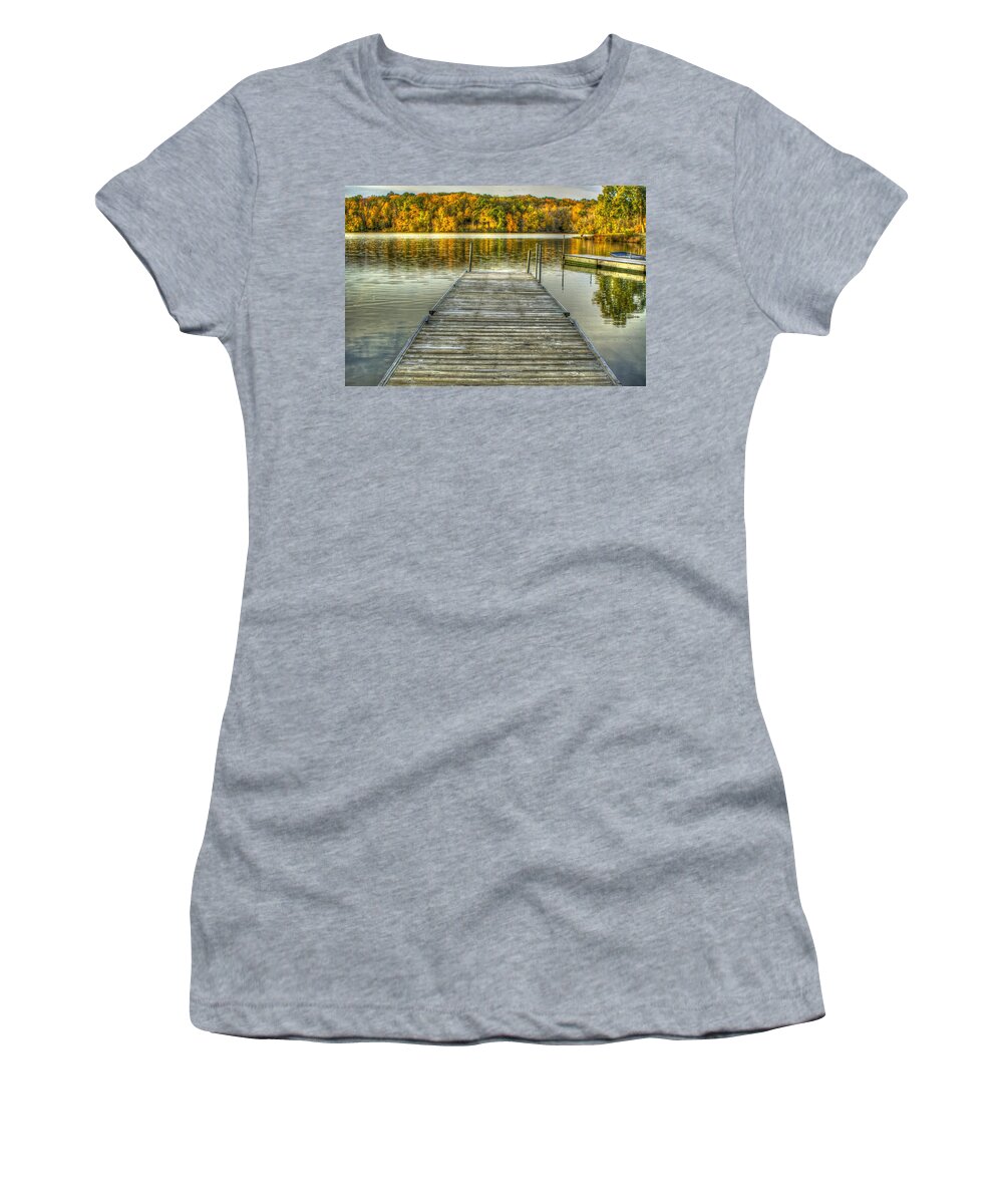 Autumn Women's T-Shirt featuring the photograph Pier Lake Le Aqua Na by Roger Passman