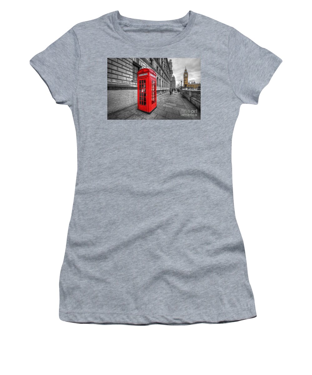 Yhun Suarez Women's T-Shirt featuring the photograph Red Phone Box And Big Ben by Yhun Suarez