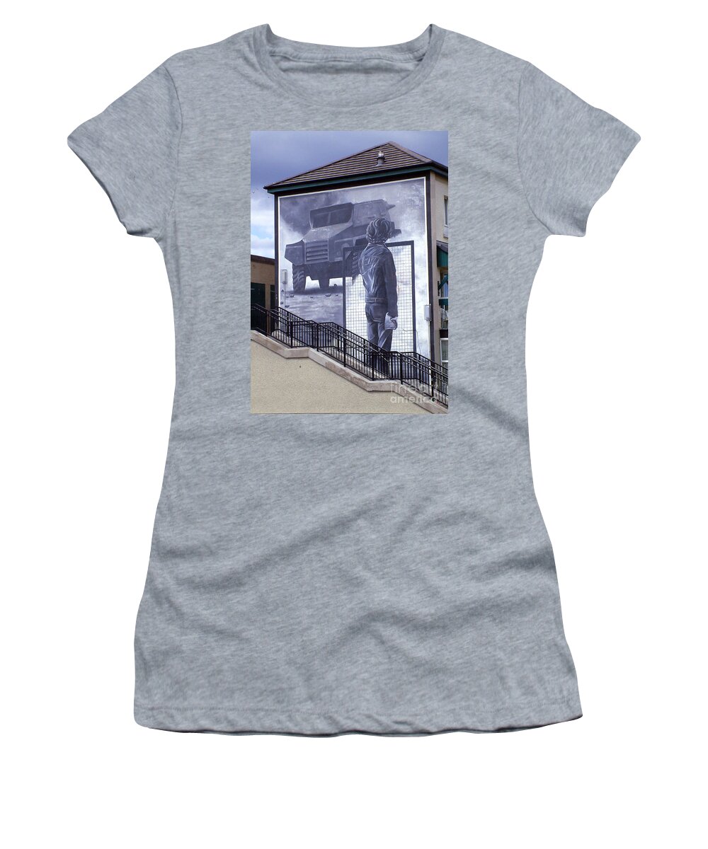 Mural Women's T-Shirt featuring the photograph Derry Mural Resistance by Nina Ficur Feenan