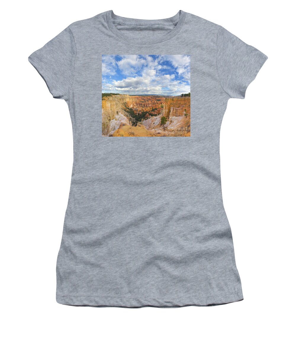 00431169 Women's T-Shirt featuring the photograph Bryce Canyon Hoodoos by Yva Momatiuk John Eastcott