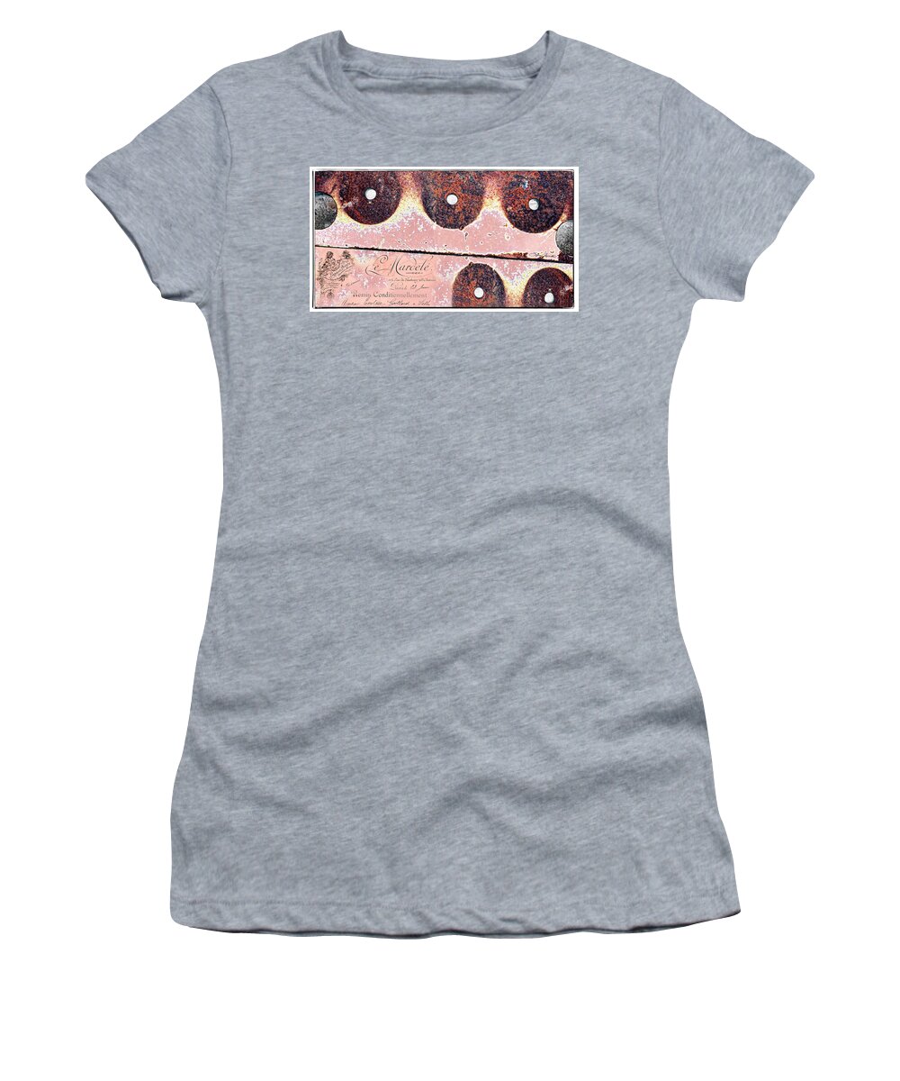 Abstract Photo Women's T-Shirt featuring the photograph Scalloped by Sylvia Thornton