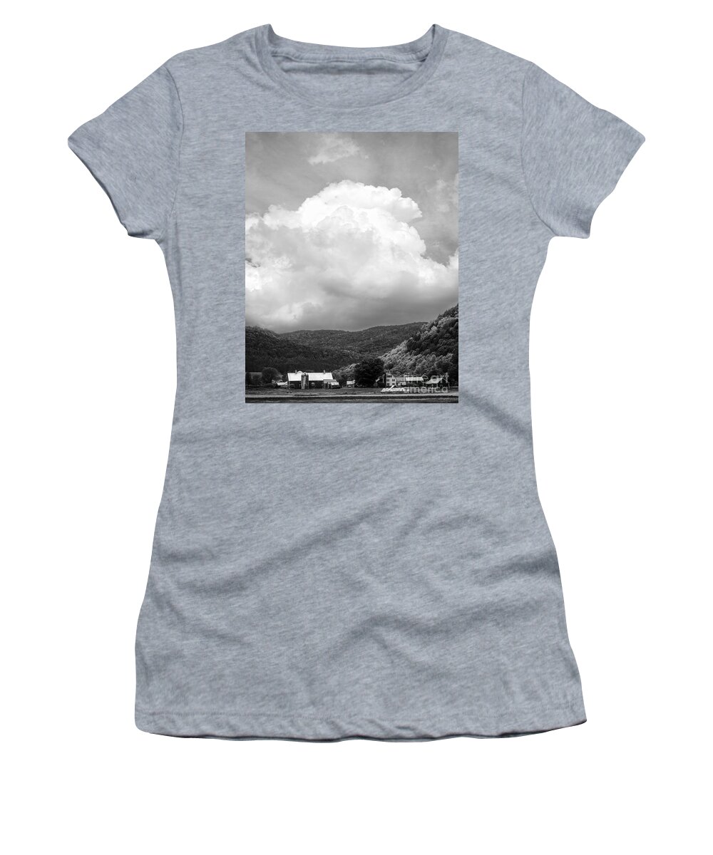 Vermont Women's T-Shirt featuring the photograph Tunbridge Vermont Storm Cloud Open Edition by Edward Fielding