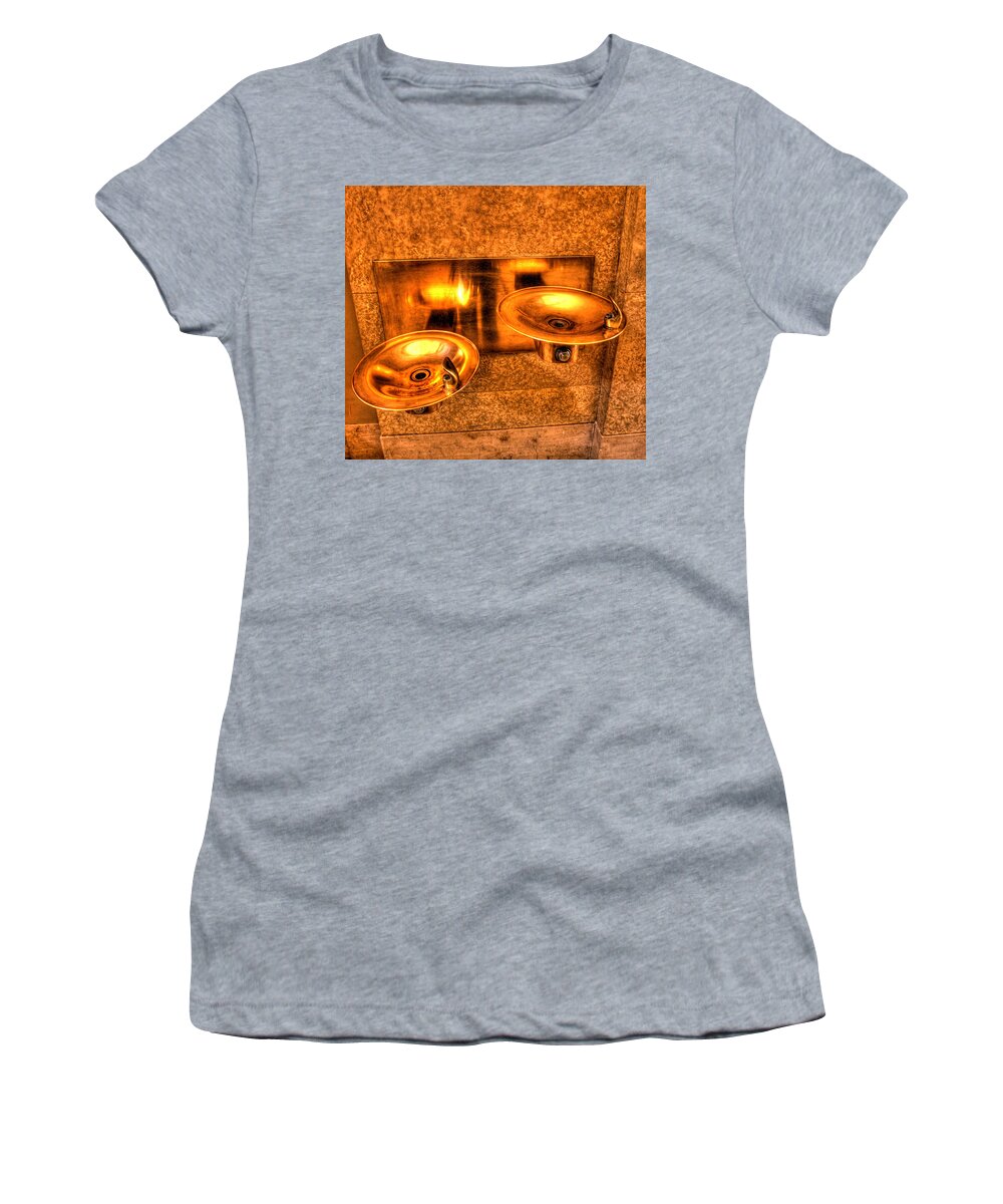 Minnesota State Capitol Women's T-Shirt featuring the photograph Water Fountains by Amanda Stadther