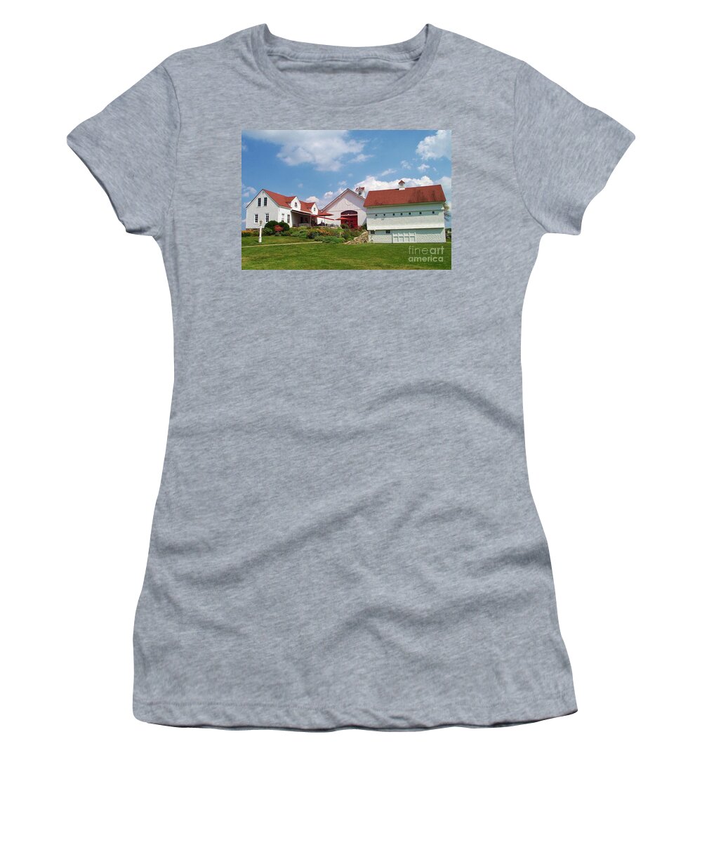 Southeast Connecticut Winery Women's T-Shirt featuring the photograph Jonathan Edwards Winery #1 by Michelle Welles