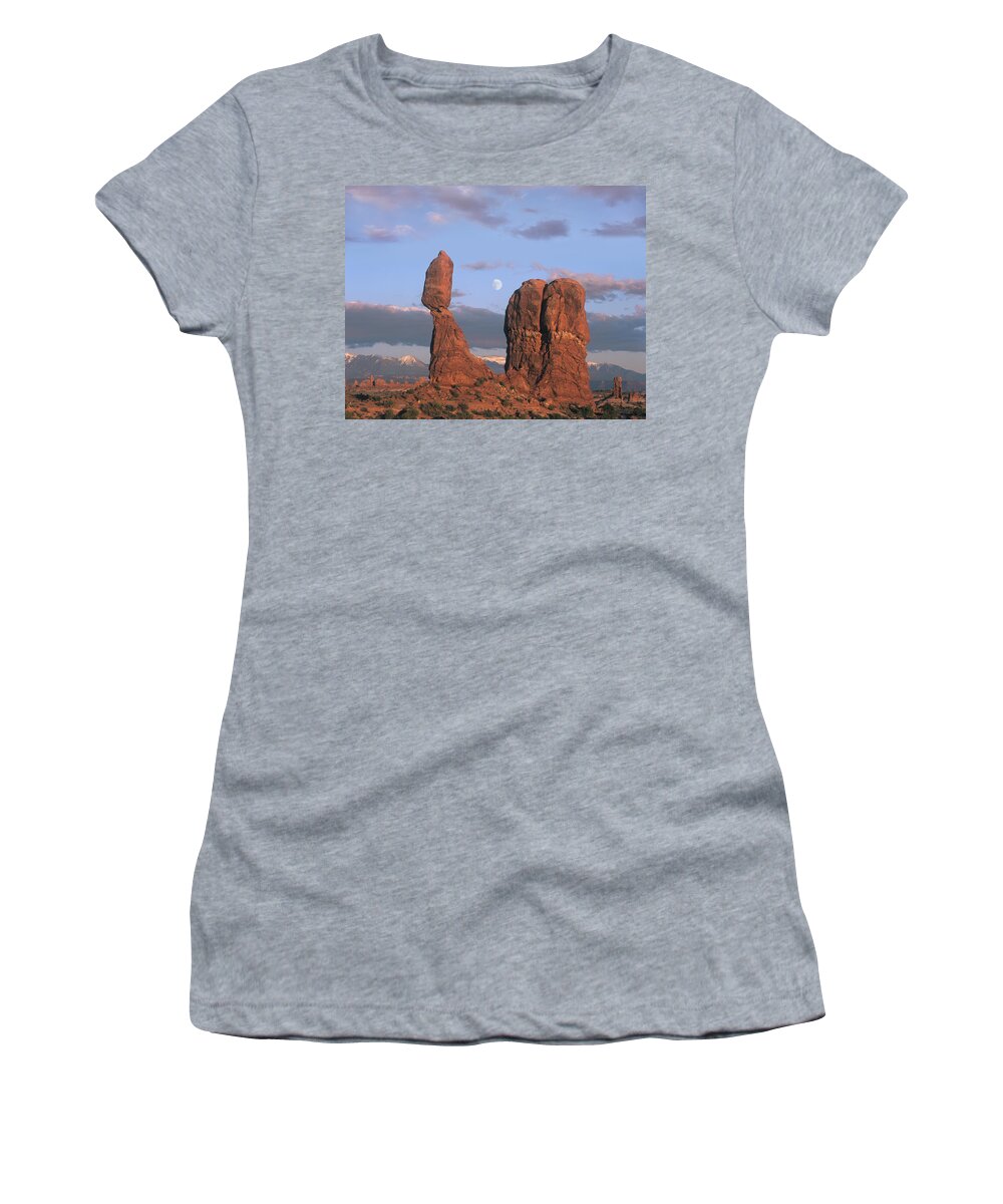00177098 Women's T-Shirt featuring the photograph Moon Over Balanced Rock Arches National by Tim Fitzharris