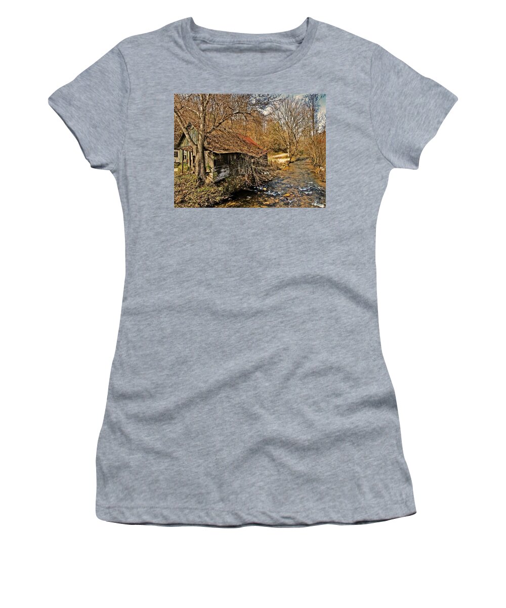 Old Women's T-Shirt featuring the photograph Old Home on a River by Susan Leggett