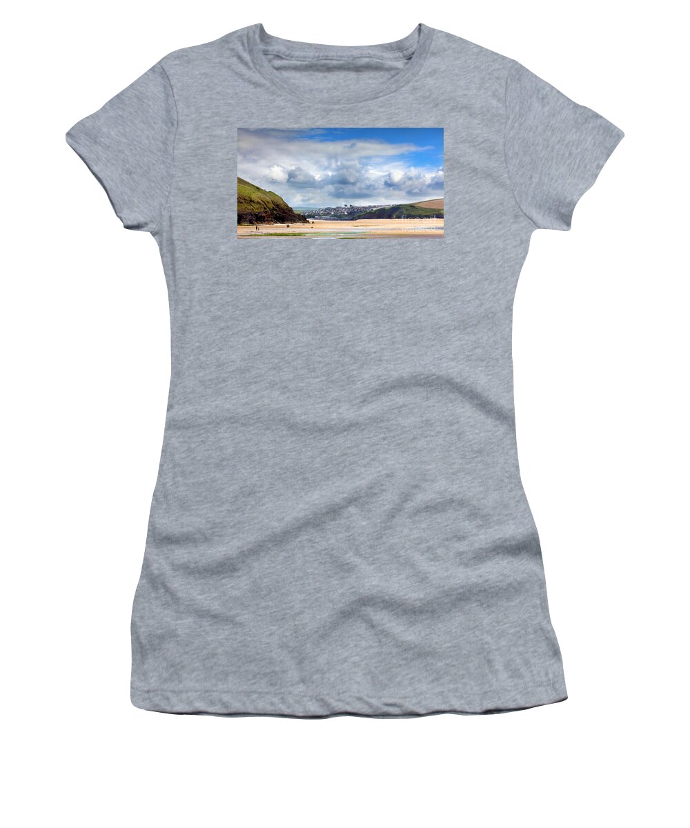  Beach Women's T-Shirt featuring the photograph Tide's out in Cornwall by Simon Bratt
