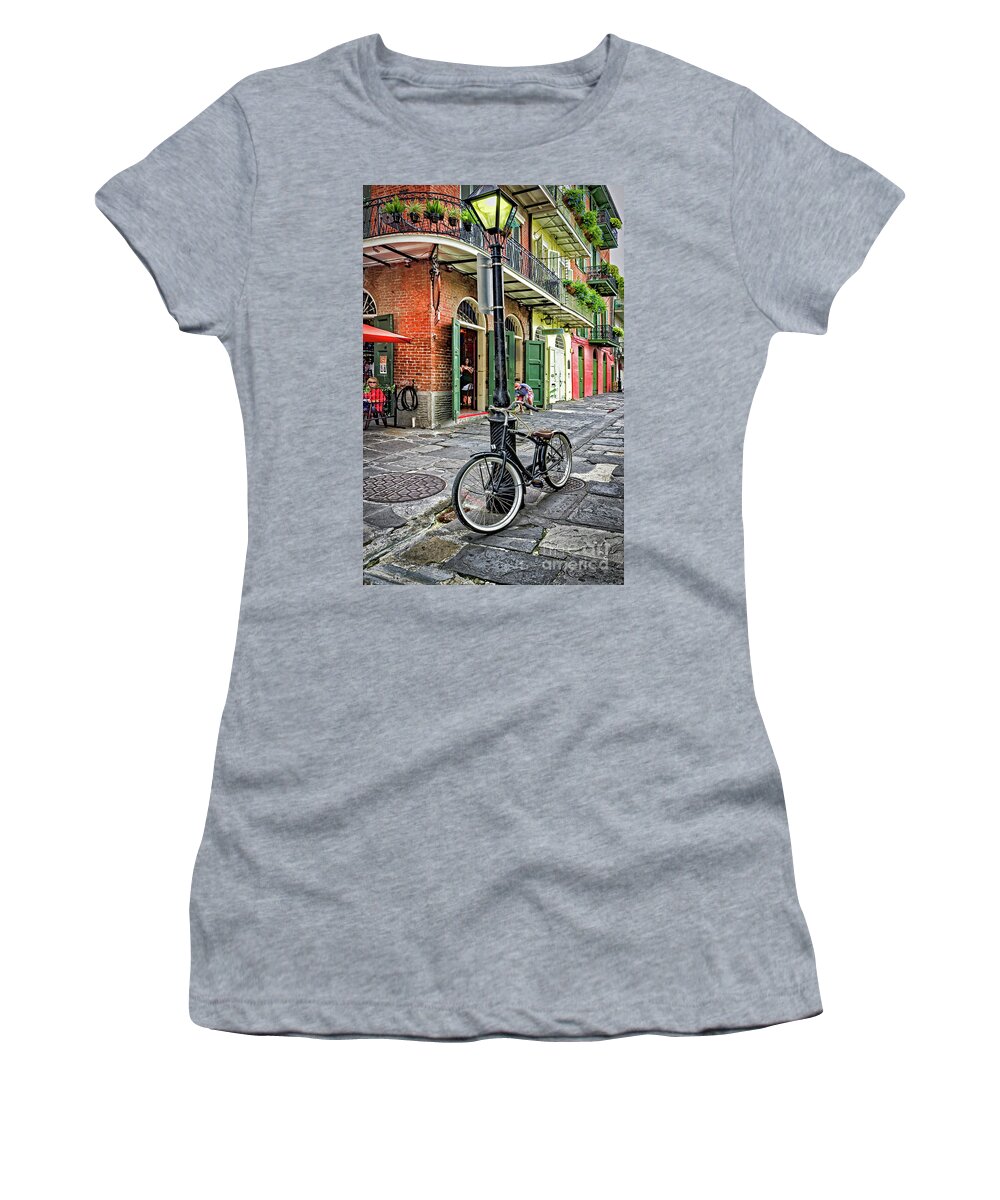 Bike Women's T-Shirt featuring the photograph Bike and Lamppost in Pirate's Alley by Kathleen K Parker