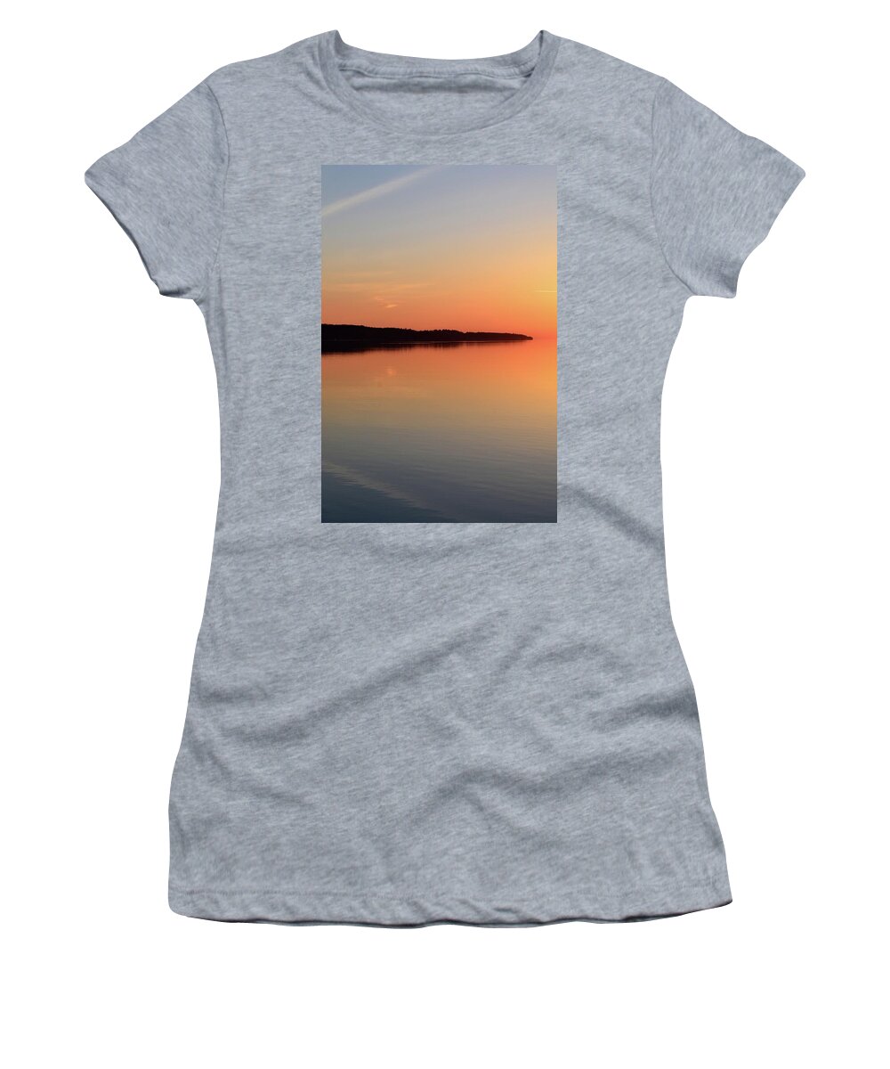 Abstract Women's T-Shirt featuring the photograph North Shore Of Kempenfelt Bay #1 by Lyle Crump