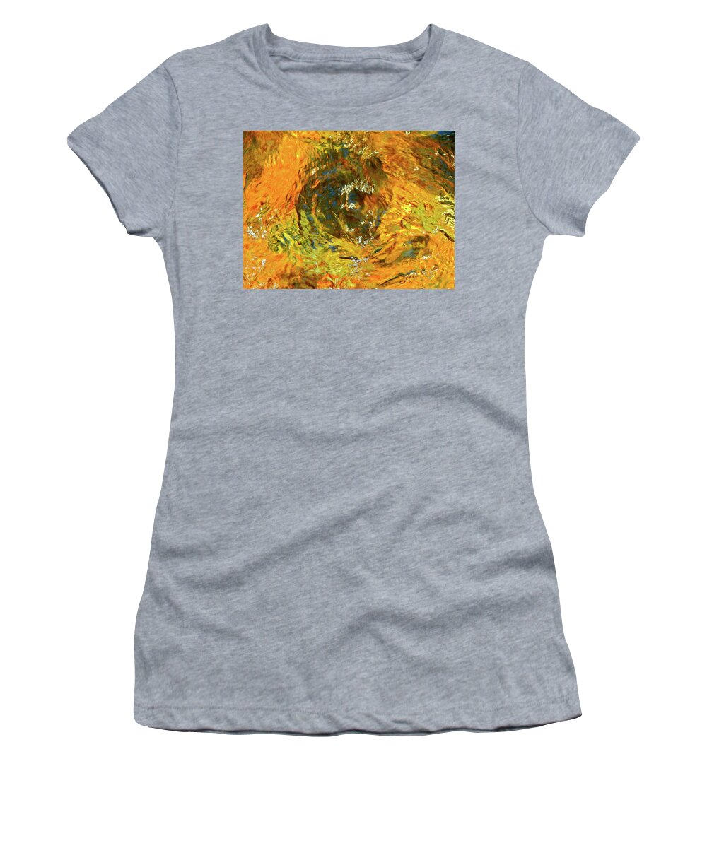 Color Close-up Landscape Women's T-Shirt featuring the photograph Spring 2017 158 by George Ramos