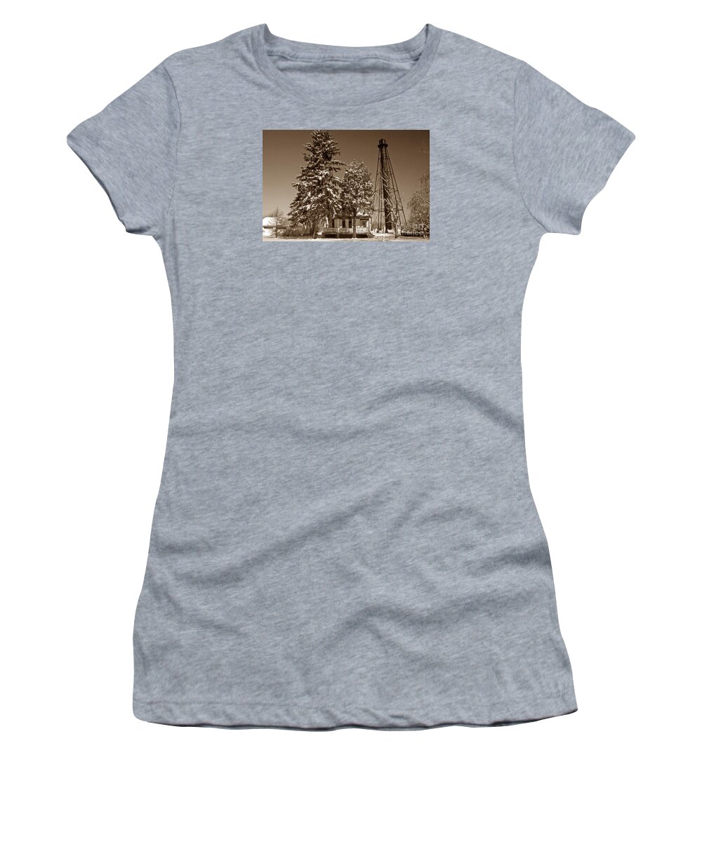 Lighthouses Women's T-Shirt featuring the photograph Liston Rear Range Lighthouse De #2 by Skip Willits