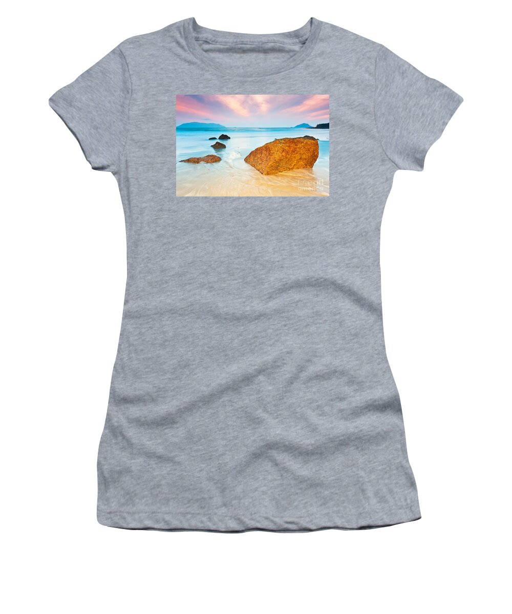 Beach Women's T-Shirt featuring the photograph Sunrise #4 by MotHaiBaPhoto Prints