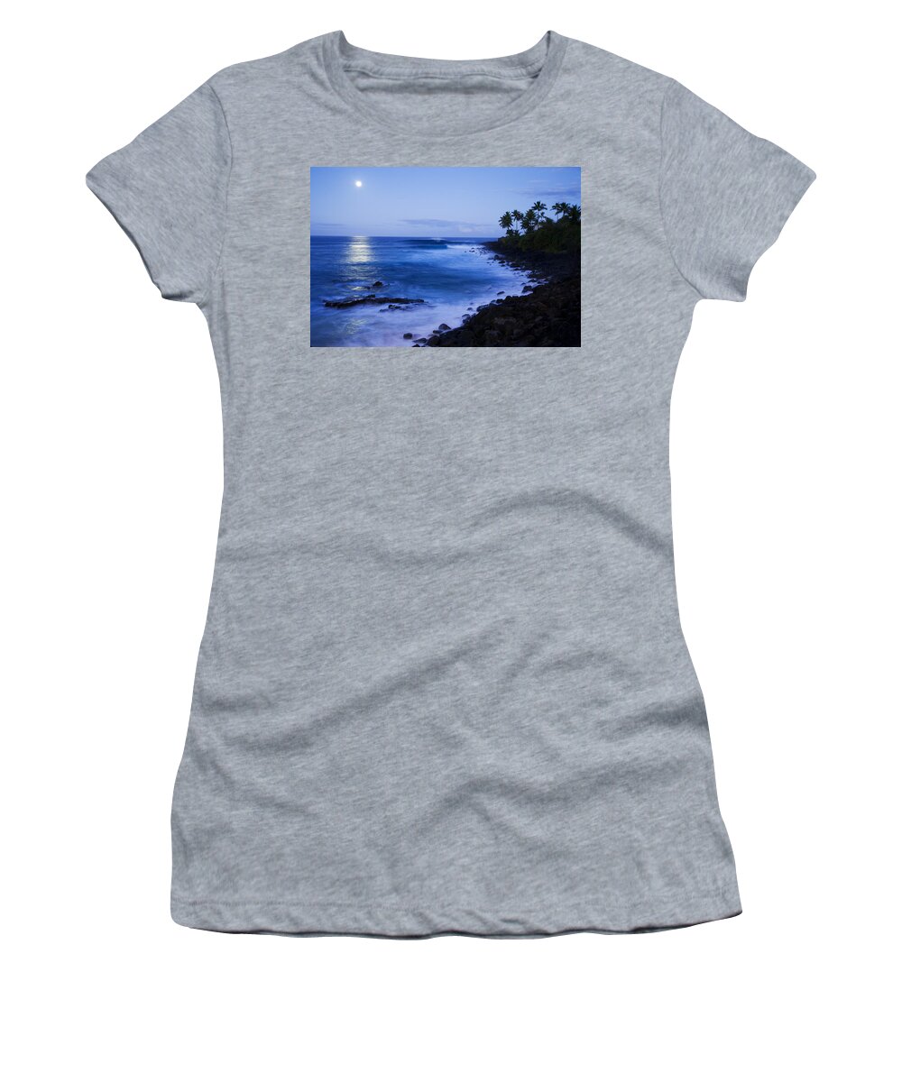 Amazing Women's T-Shirt featuring the photograph Blue Sunrise At Waimea by Dana Edmunds - Printscapes