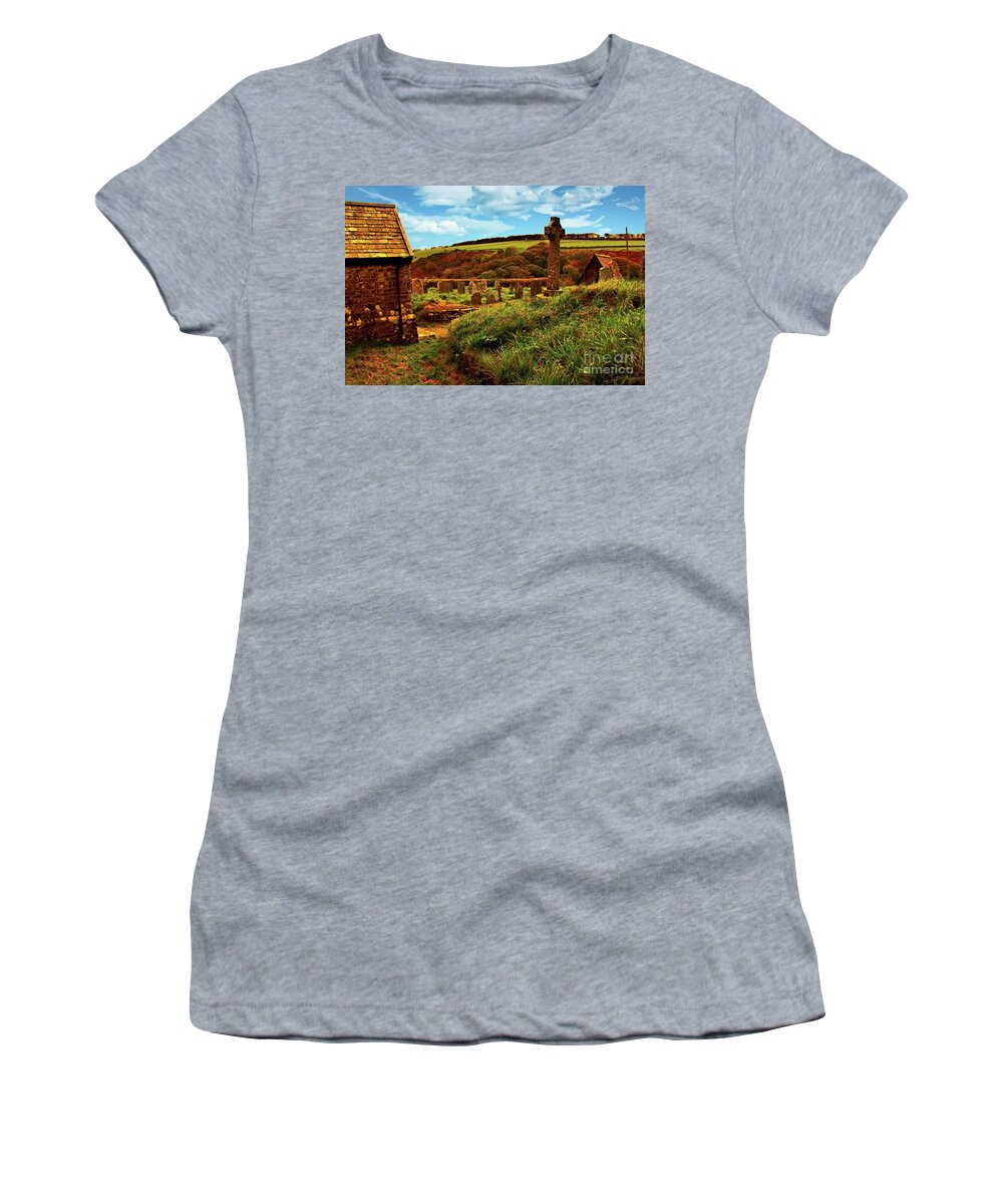 Places Women's T-Shirt featuring the photograph Brendon Hills by Richard Denyer
