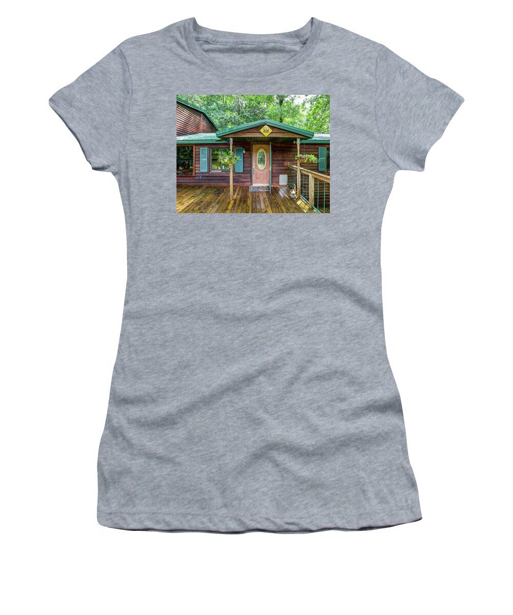 Real Estate Photography Women's T-Shirt featuring the photograph Burns Rd Entrance by Jeff Kurtz