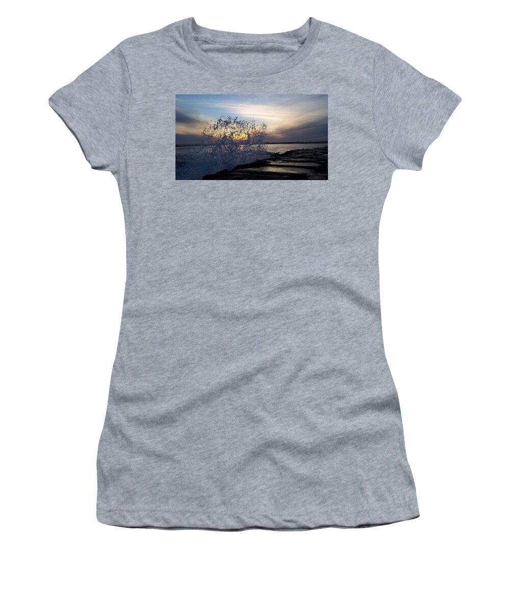 Sun Women's T-Shirt featuring the photograph Circling Sunset by Robert Banach