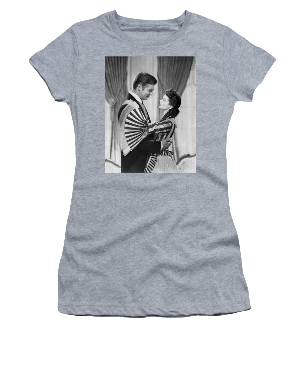1930s Women's T-Shirt featuring the photograph Clark Gable And Vivien Leigh by Underwood Archives
