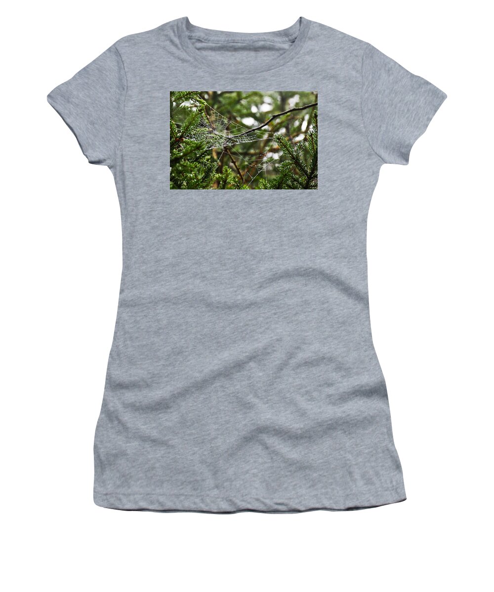 Wonalancet Women's T-Shirt featuring the photograph Collecting Raindrops by Rockybranch Dreams