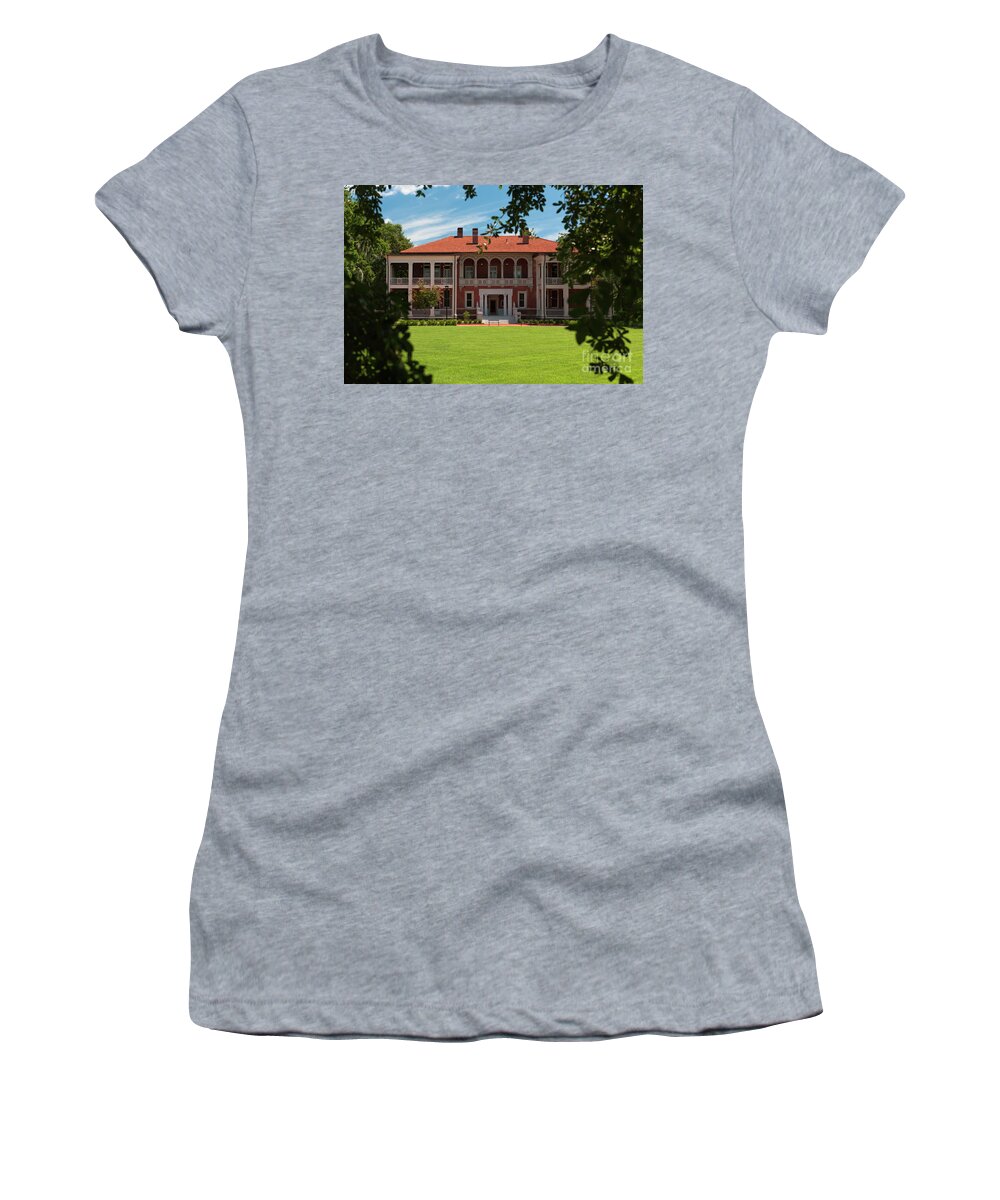 Home Women's T-Shirt featuring the photograph Cooper River Mansion by Dale Powell