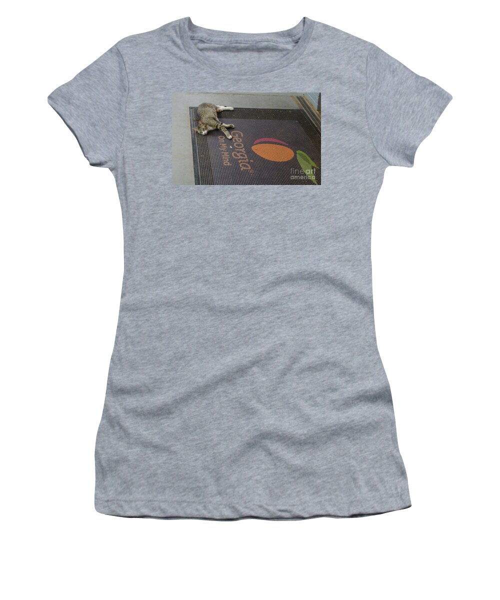 Animal Women's T-Shirt featuring the photograph Dreaming Of Georgia On My Mind by Donna Brown