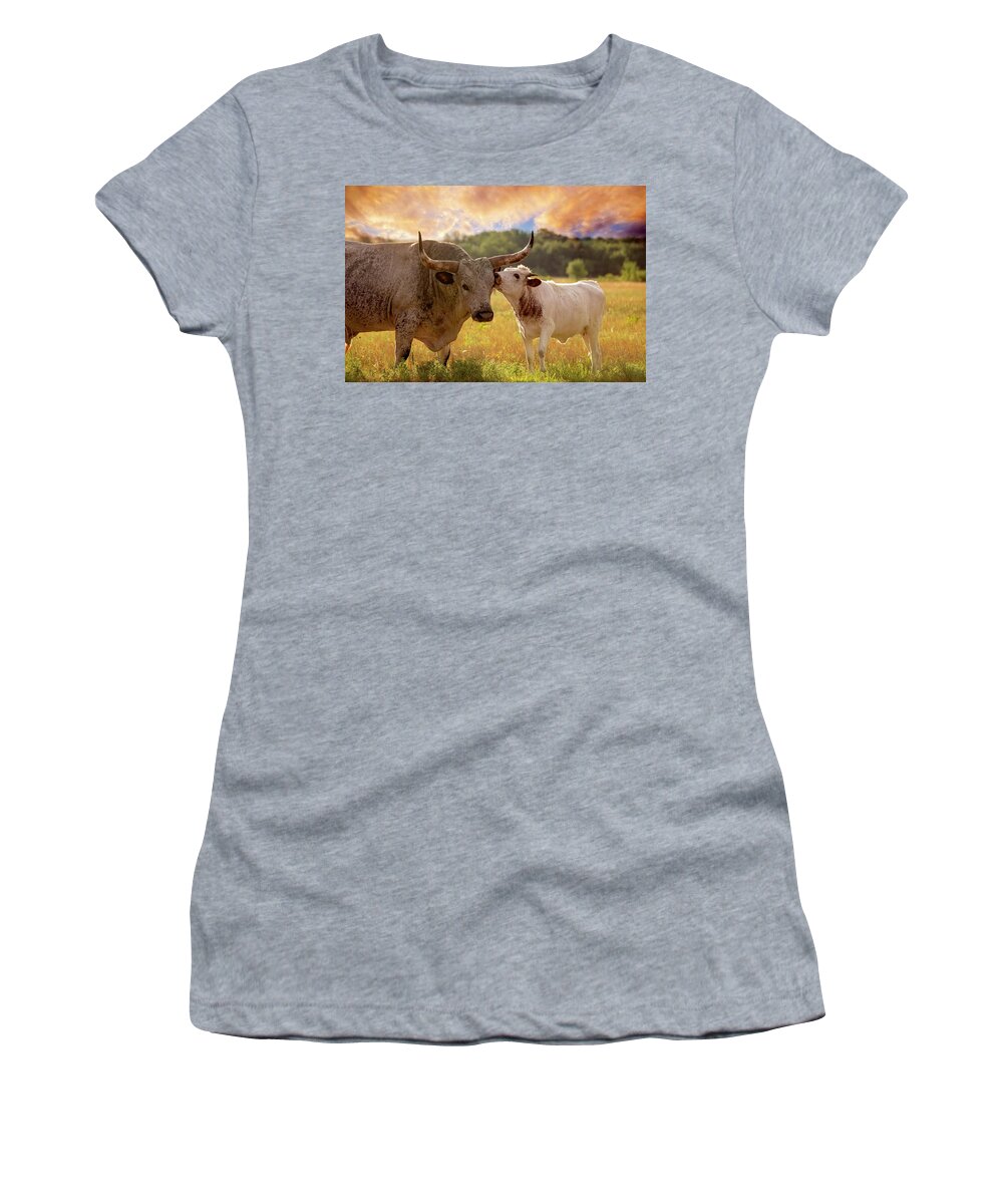Longhorn Women's T-Shirt featuring the photograph Hey Dad Who Are Those People by Toni Hopper