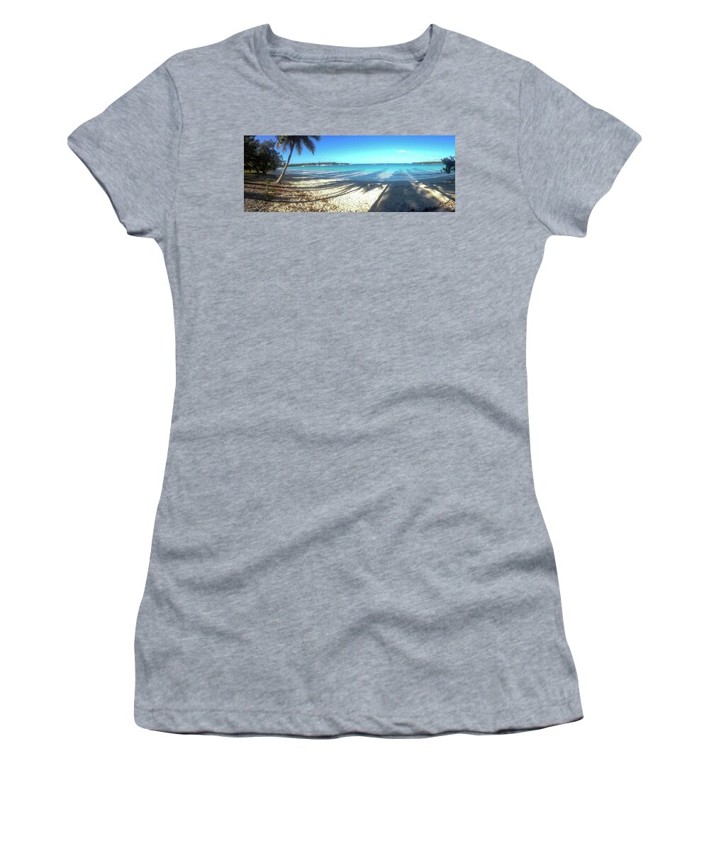 Beach Women's T-Shirt featuring the photograph Kuto Bay morning by Dorothy Darden