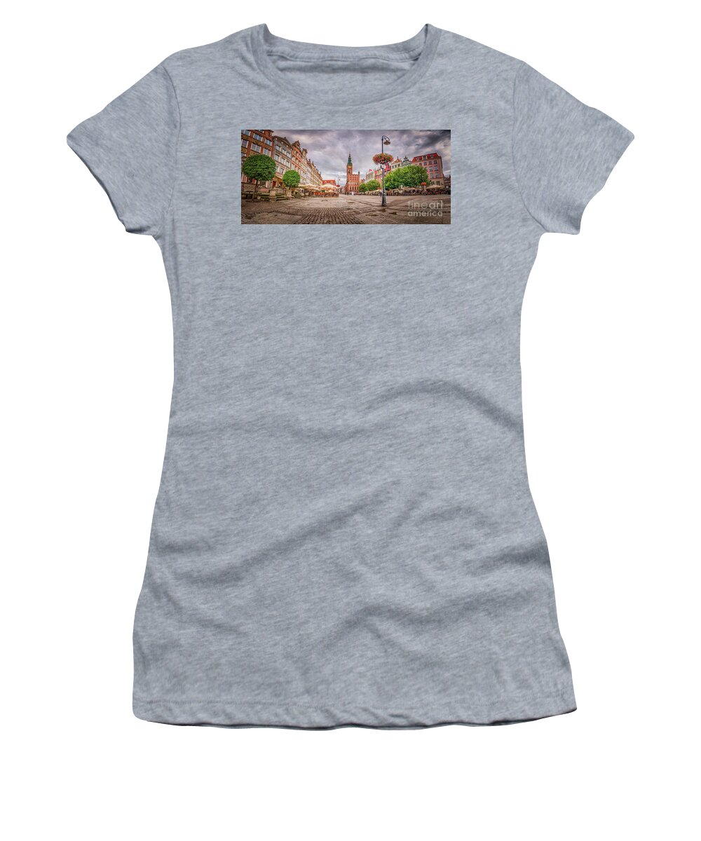 City Women's T-Shirt featuring the photograph Long Market panoramic by Mariusz Talarek