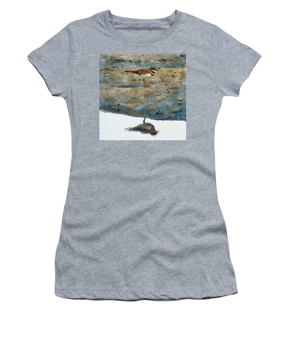 Sandpiper Women's T-Shirt featuring the digital art Looking Sharp by Leslie Montgomery