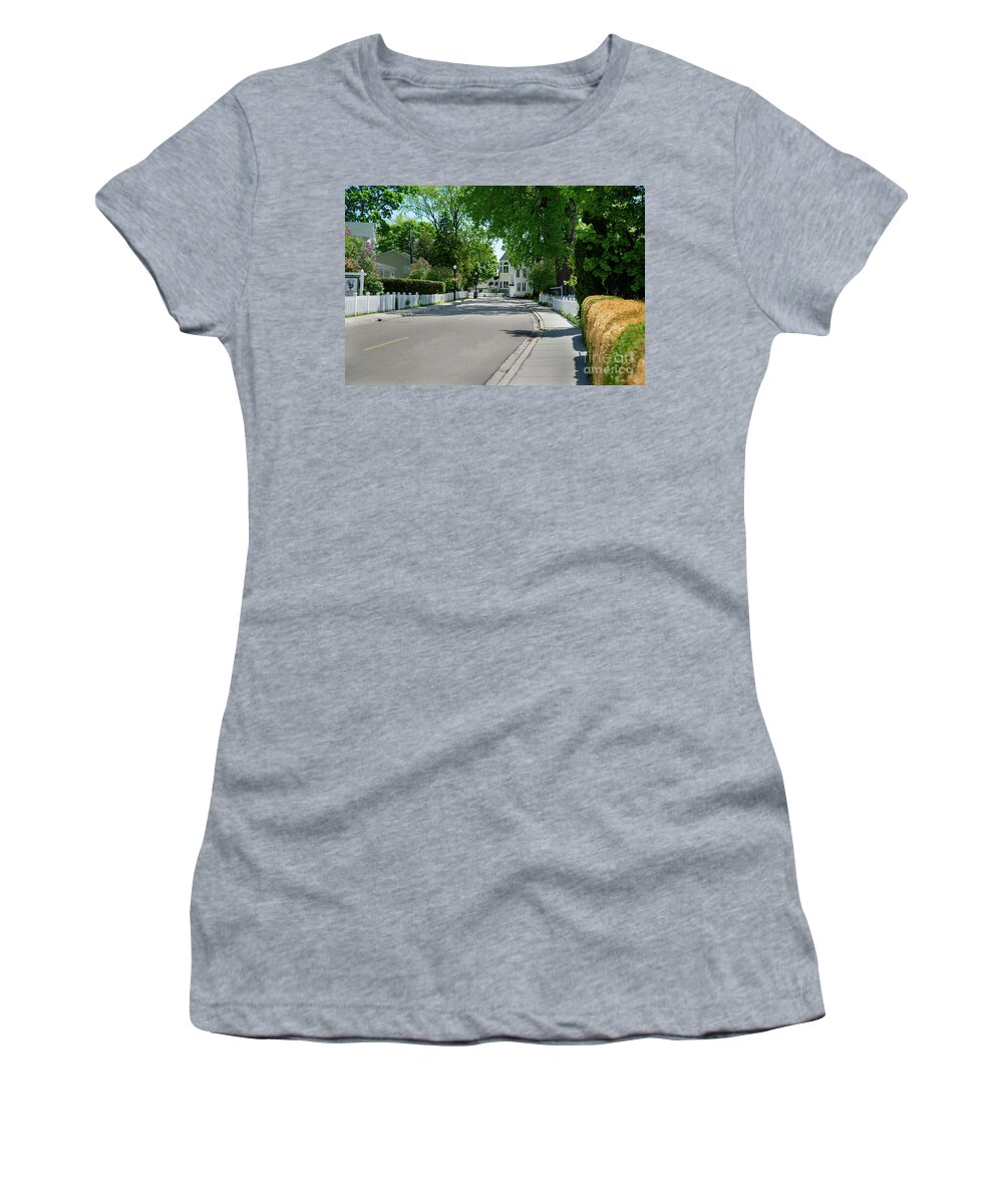 Michigan Women's T-Shirt featuring the photograph Mackinac Island Street by Ed Taylor