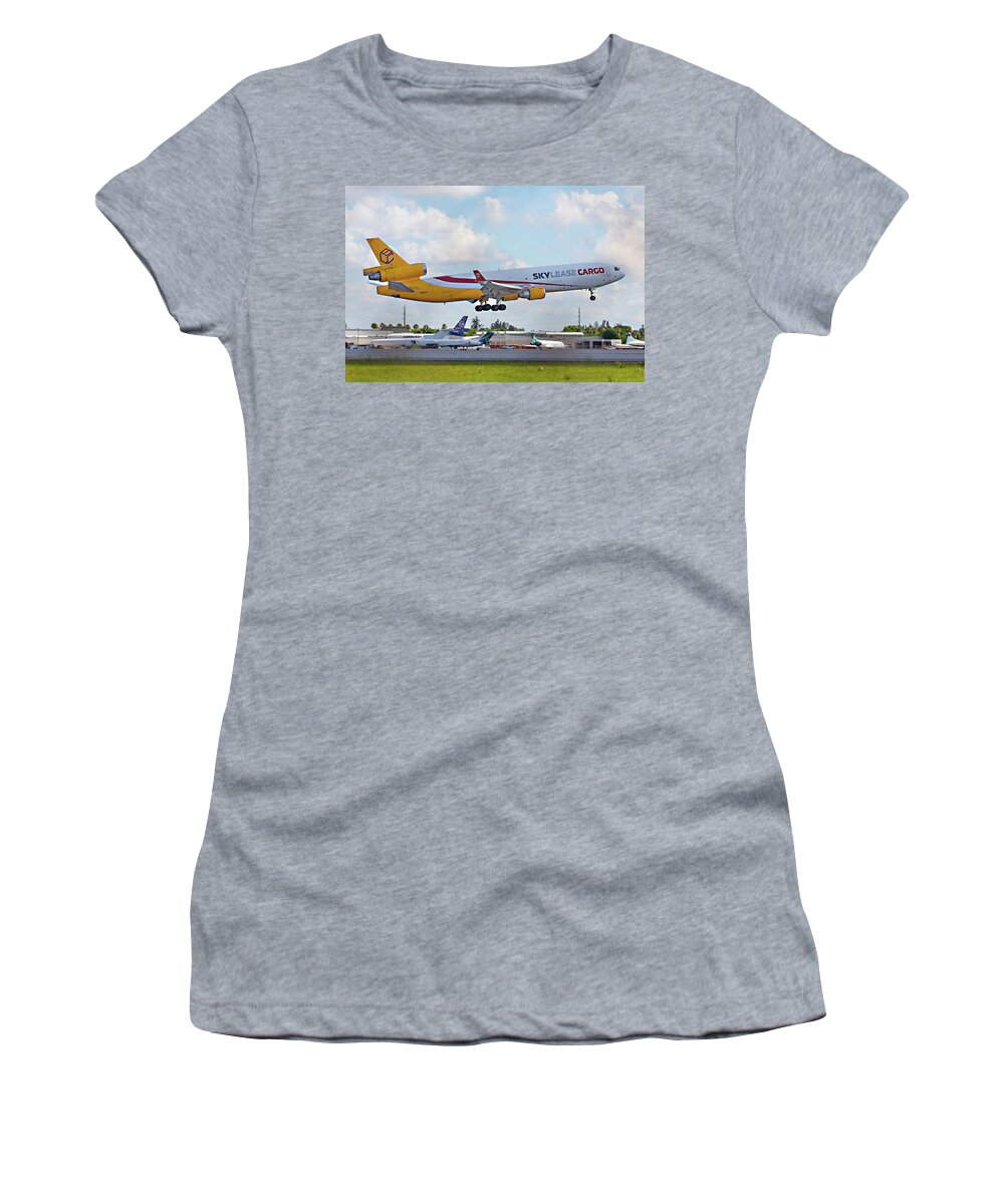 Md-11 Women's T-Shirt featuring the photograph MD-11 Lands at MIA by Dart Humeston