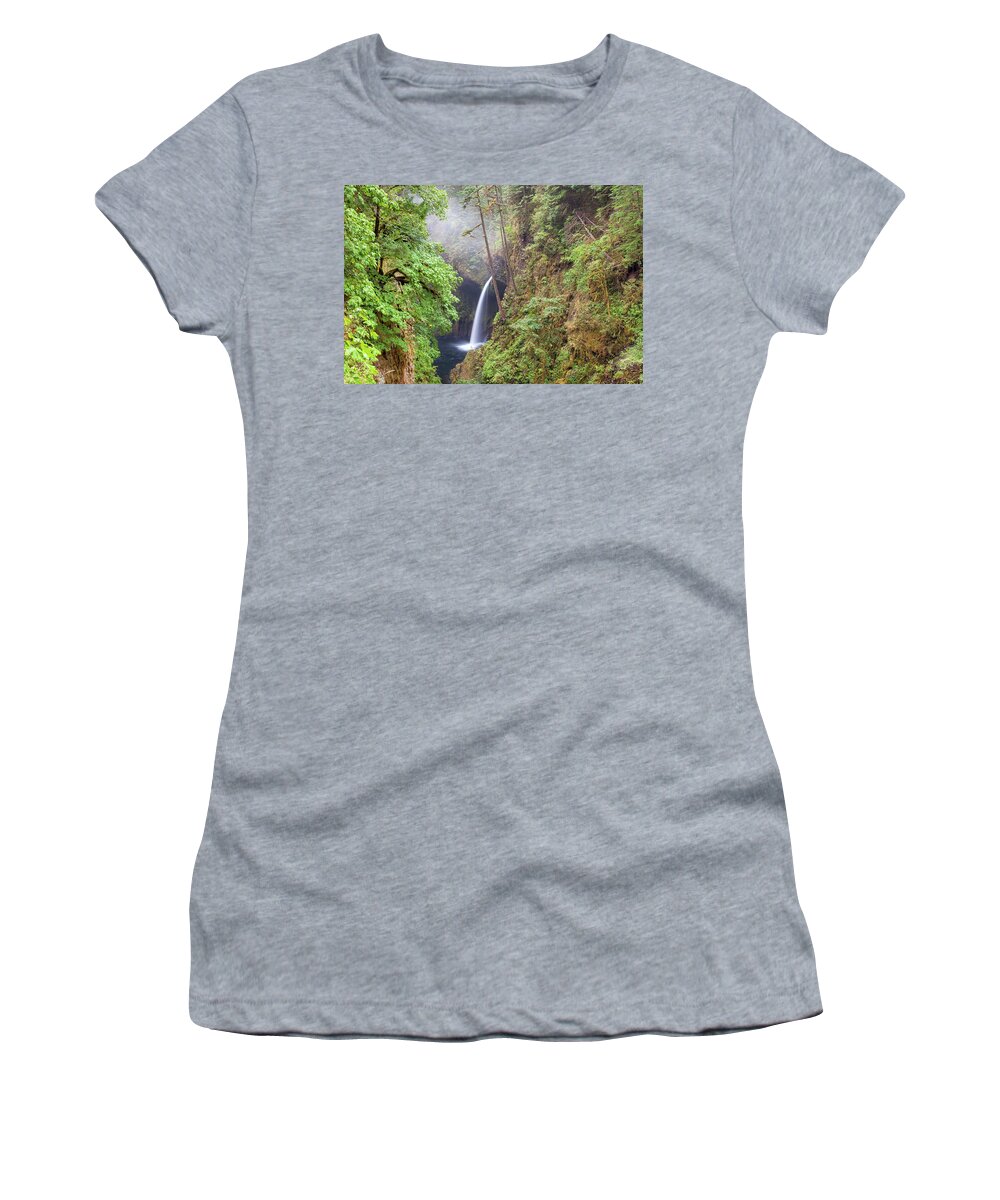 Metlako Falls Women's T-Shirt featuring the photograph Metlako Falls in Columbia River Gorge by David Gn