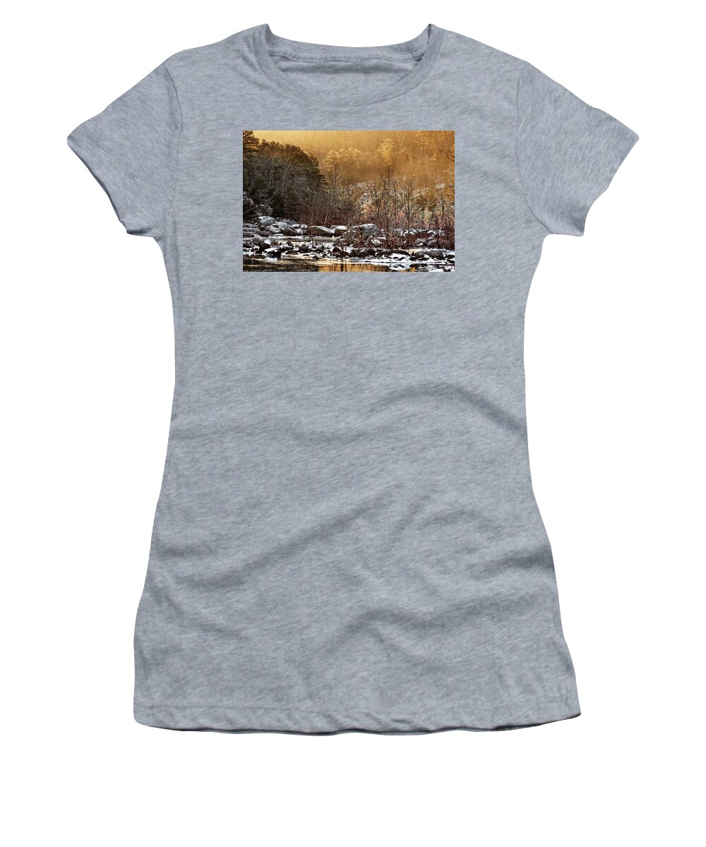 2016 Women's T-Shirt featuring the photograph Millstream Gardens Conservation Area in Missouri by Robert Charity