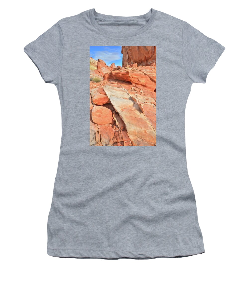 Valley Of Fire State Park Women's T-Shirt featuring the photograph Orange Valley in Valley of Fire by Ray Mathis