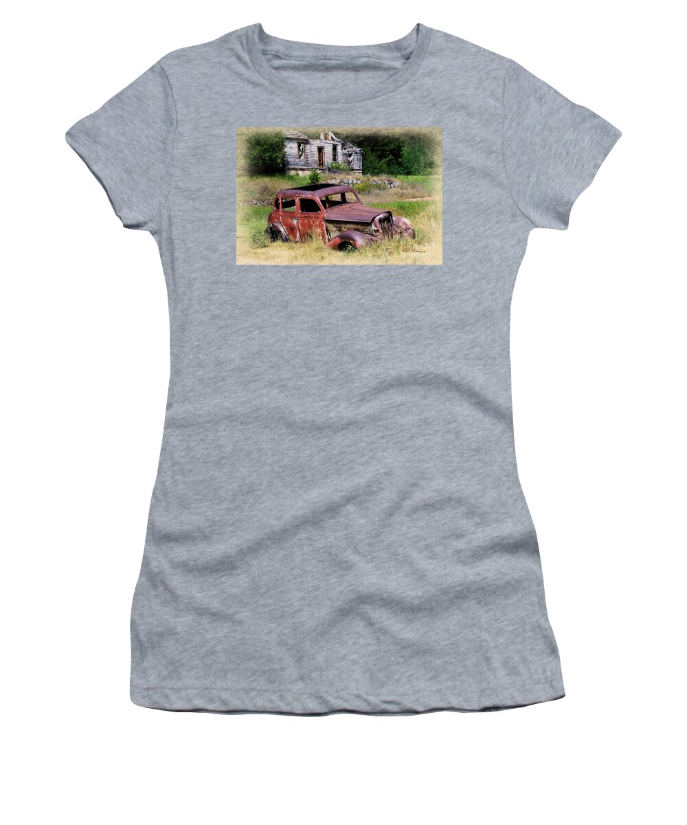 Old House Women's T-Shirt featuring the photograph Past Their Prime by Kae Cheatham