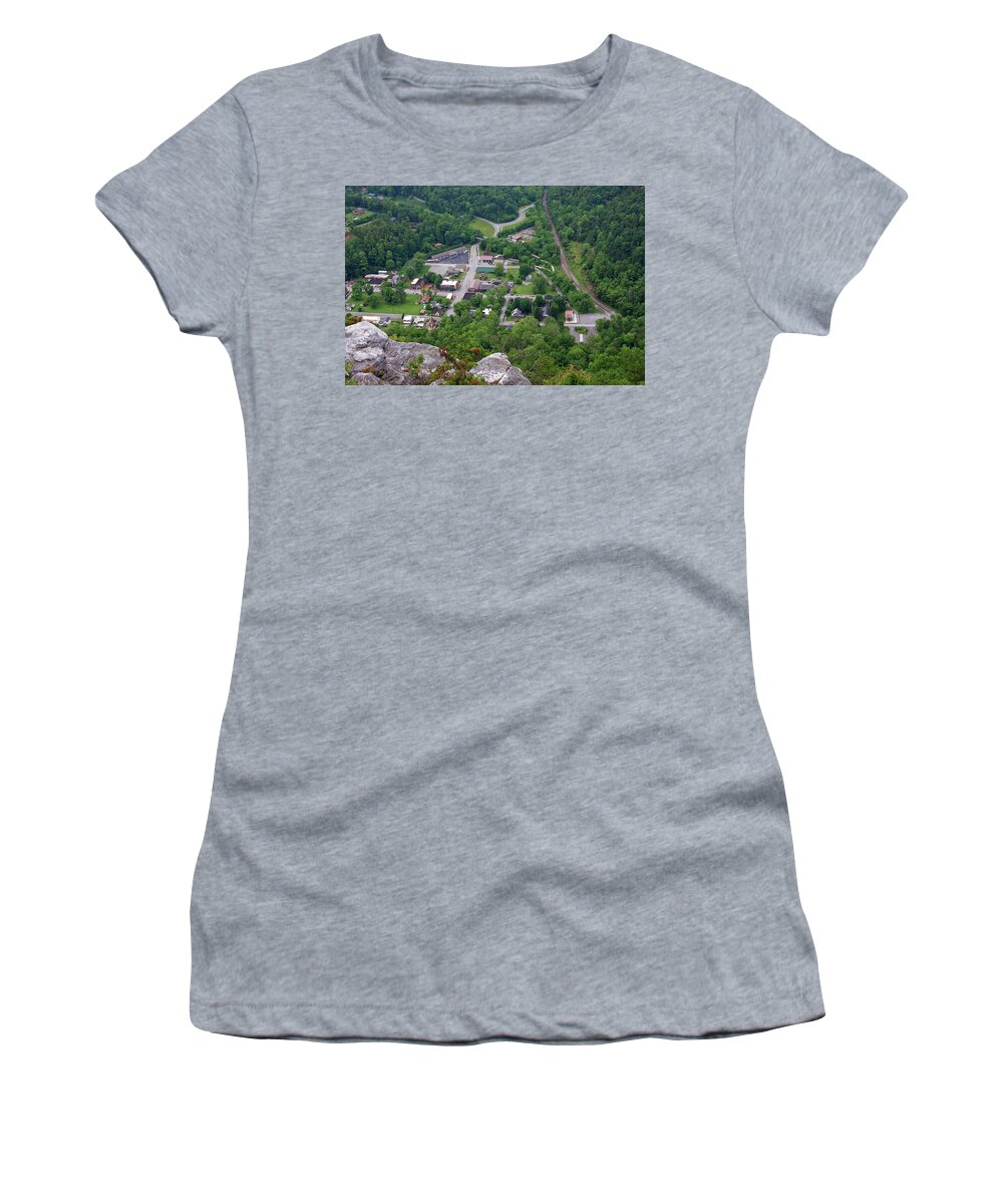 Pinnacle Overlook Women's T-Shirt featuring the photograph Pinnacle Overlook in Kentucky by Jill Lang