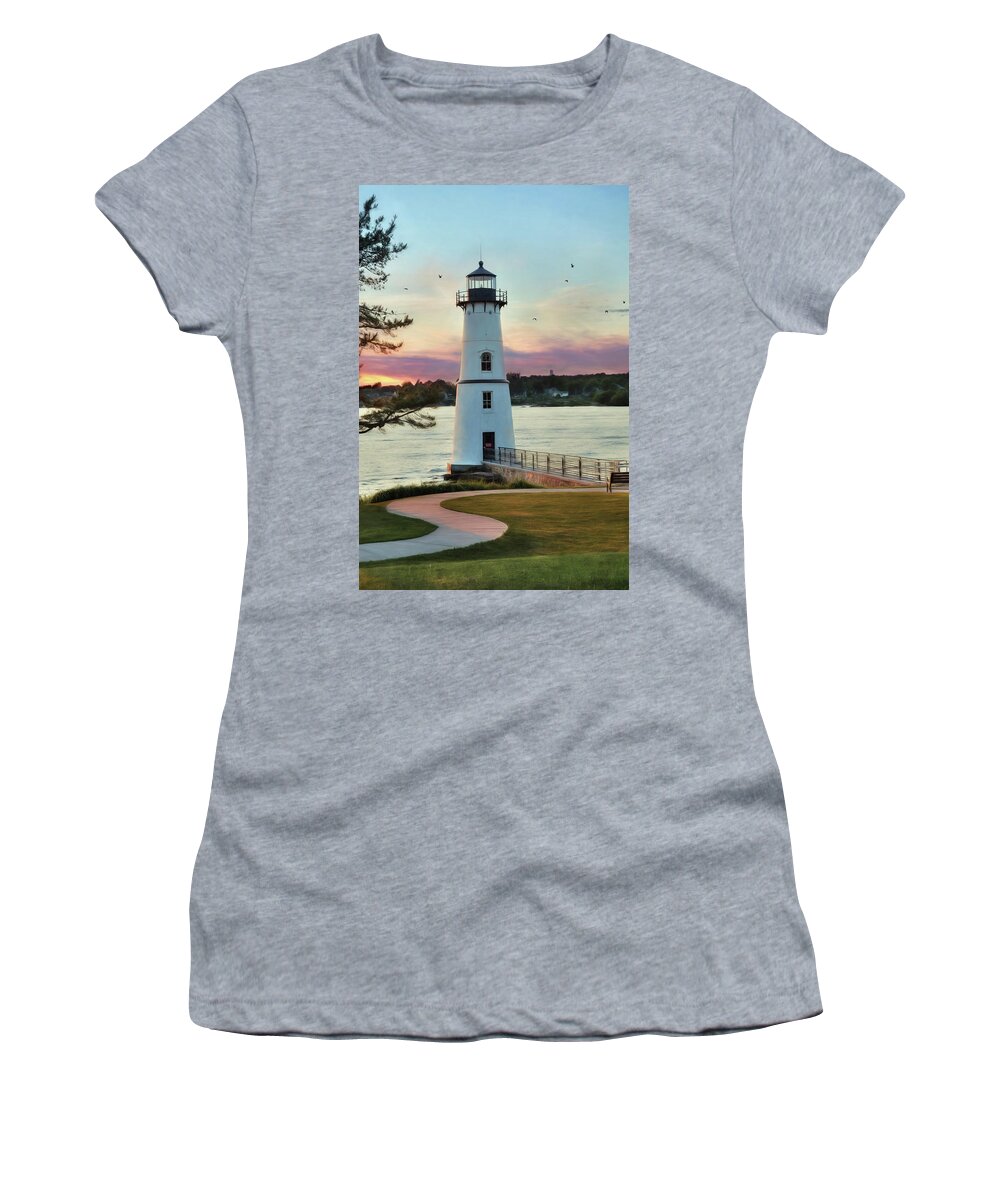 Thousand Women's T-Shirt featuring the photograph Rock Island Sunset by Lori Deiter