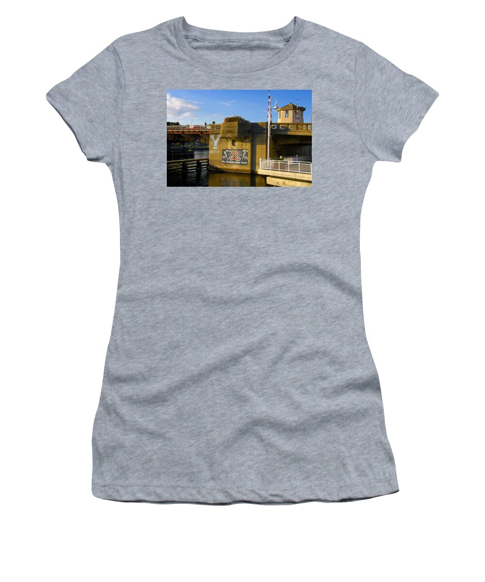 Hillsborough River Florida Women's T-Shirt featuring the photograph Rowing Team art Rutgers Yale by David Lee Thompson